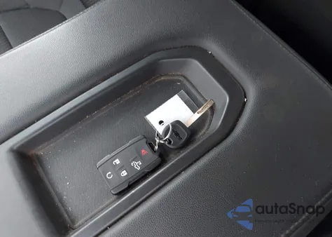 2020 Chevrolet Silverado 1500 4Wd Standard Bed Custom from USA, damaged, VIN 1GCRYBEH3LZ281575